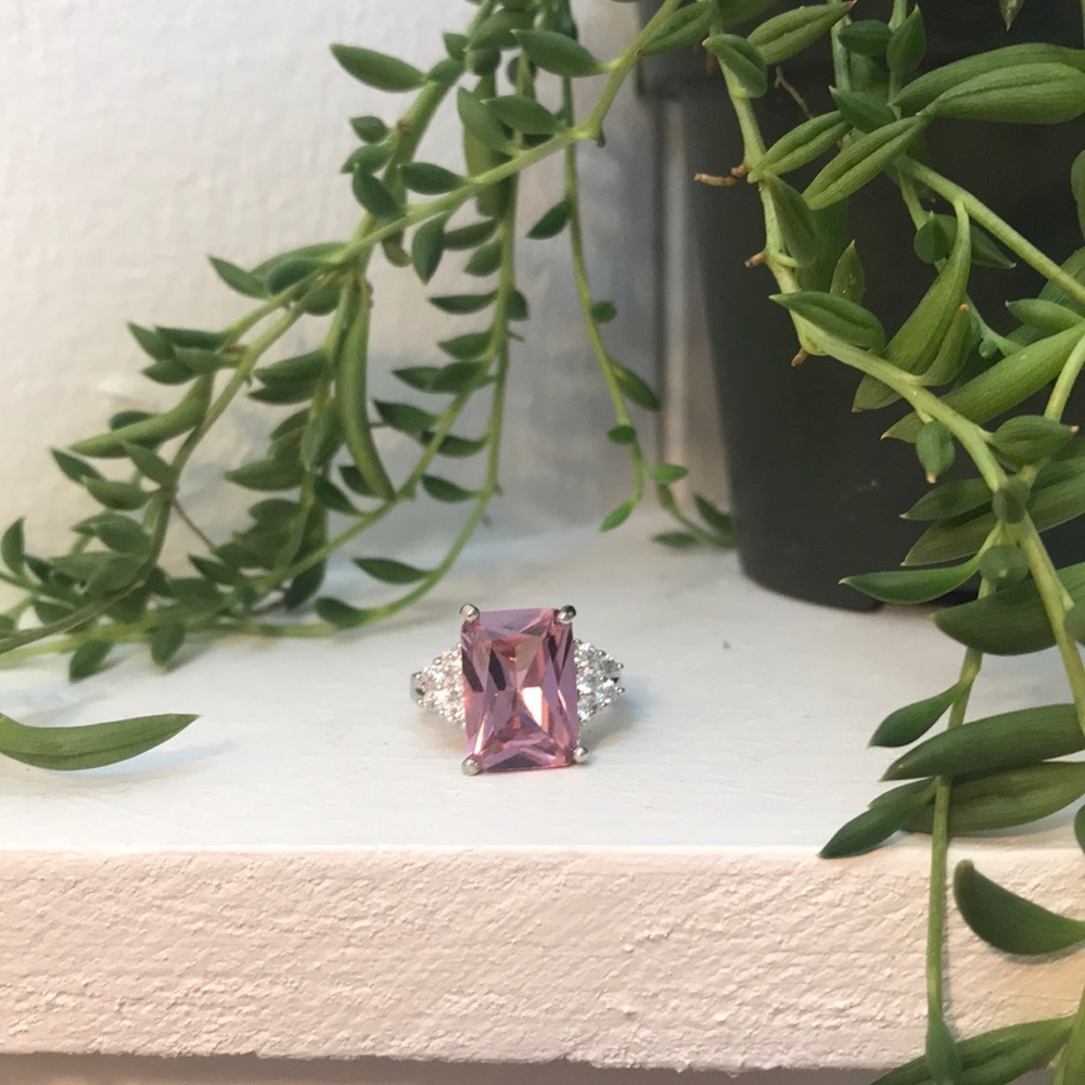 Pink Ring - Picture 2 of 3